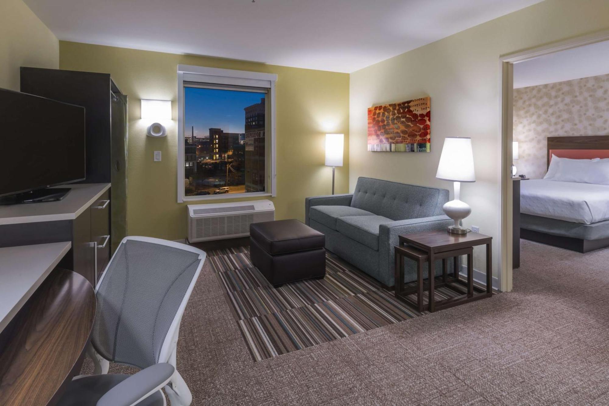 Home2 Kansas Downtown 3* Kansas City